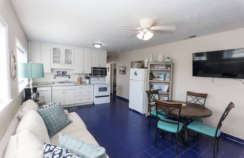 Panama City Apartment | Sunny Fun family house