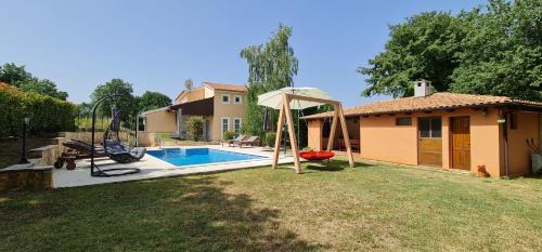 Loborika Villa | Sunny Garden Villa with Pool