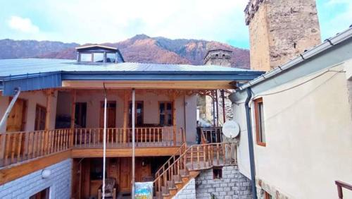 Bagvdanari House | Sunny