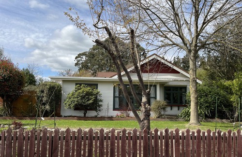 Geraldine House | Sunny Geraldine family bungalow