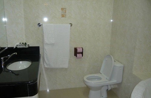 Toamasina Hotel | Sunny Golf Hotel
