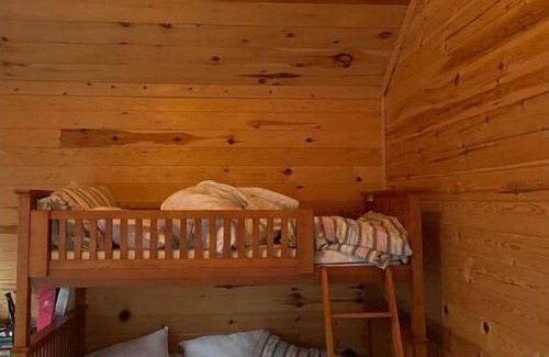 Algonquin Highlands Cottage | Sunny Haliburton Family Paradise