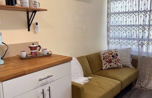 Hialeah Apartment | Sunny Hideout Apartment !