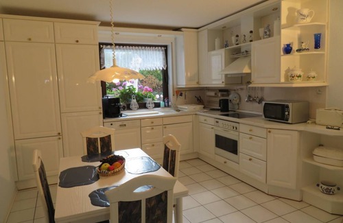 Oberthal Apartment | Sunny Hill - Apartment/apartment, bath, WC