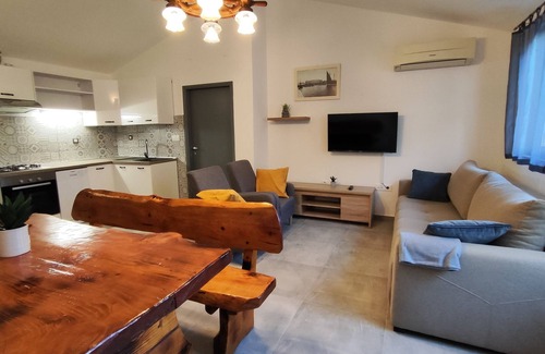 Peroj House | Sunny Holiday home Kolic with pool (Istria)
