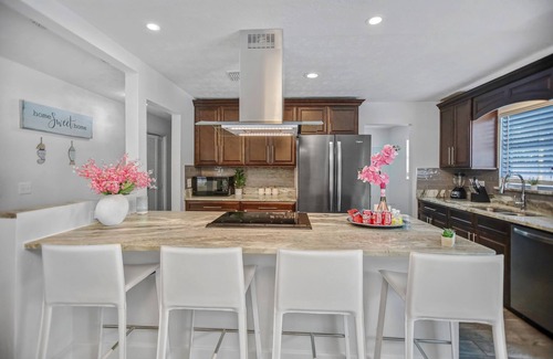 Orange Park House | Sunny Home