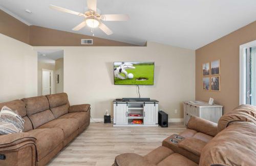 Castlegate House | Sunny Home with Backyard Oasis in San Tan Valley!