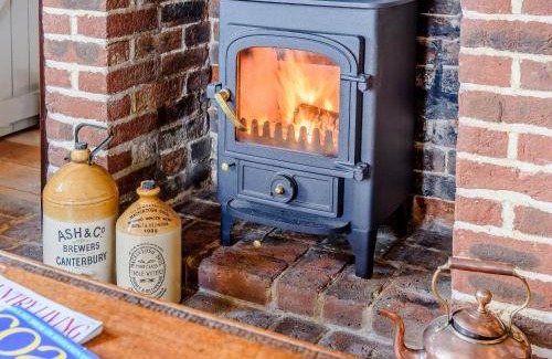 Dymchurch House | Sunny House By The Sea