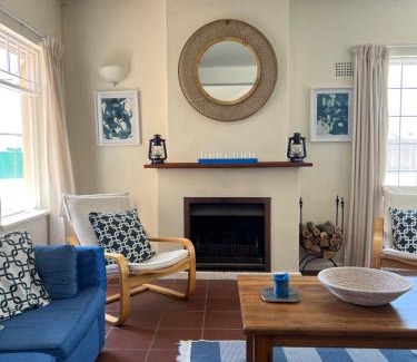 Arniston House | Sunny House in Stunning Arniston