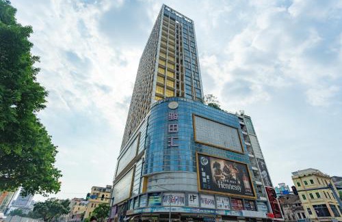 Beijing Road Apartment | Sunny International Apartment From Beijing Road