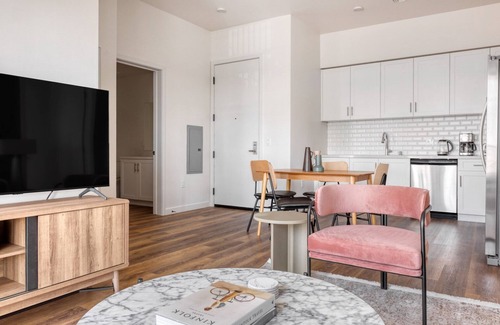 Koreatown Apartment | Sunny Koreatown 2BR w/Gym & W/D, walk to Wilshire Blvd, by Blueground