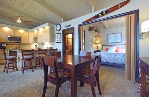 Port Angeles House | Sunny Lake Sutherland Gateway to Olympic National Park