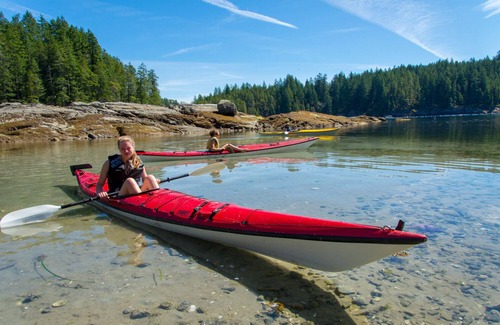 Quadra Island Cottage | Sunny Lakefront Cottage with Ocean Access and Mooring
