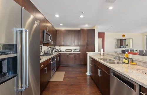 Hillcrest Condo | Sunny Large Condo Near San Diego's Balboa Park Available Soon After Remodeling