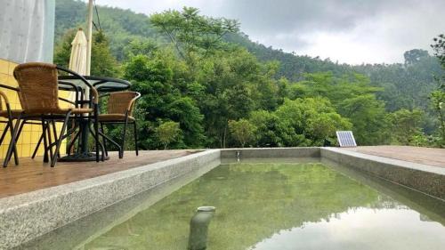 Lugu House | Sunny Lucy