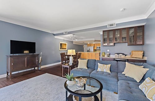 Shelter Cove Condo | Sunny Marina & Water Views, Near Beach!