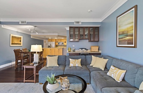 Shelter Cove Condo | Sunny Marina & Water Views, Near Beach!