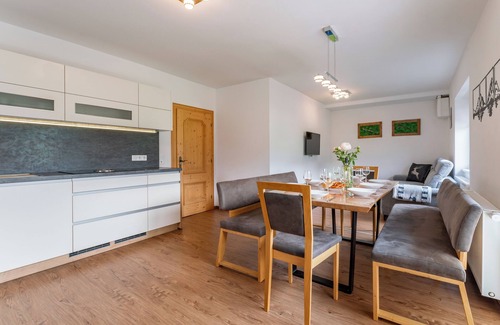 Walchen Apartment | Sunny modern, and attractive holiday apartment