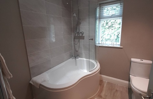 Bourton Bed & Breakfast | Sunny Nest