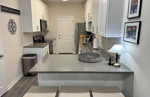 Niceville House | SUNNY NICEVILLE! Very Nice, new 3/2.5 Townhome .04 mile from water!