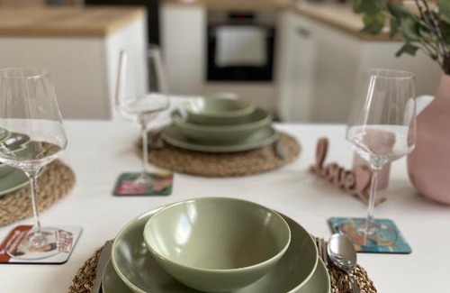 Dobeno Apartment | Sunny Oak Estate
