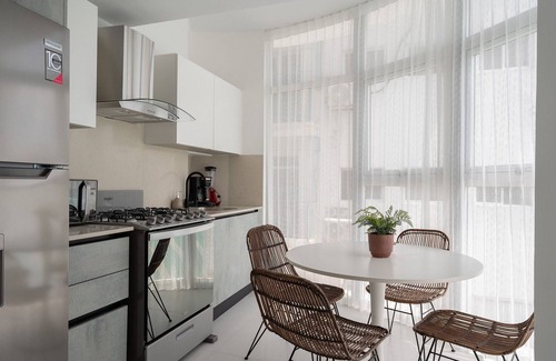 Ensanche Quisqueya Apartment | *Sunny Oasis Retreat: 1-Bedroom*