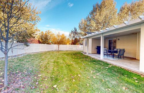 Meridian House | Sunny Peaks Sanctuary