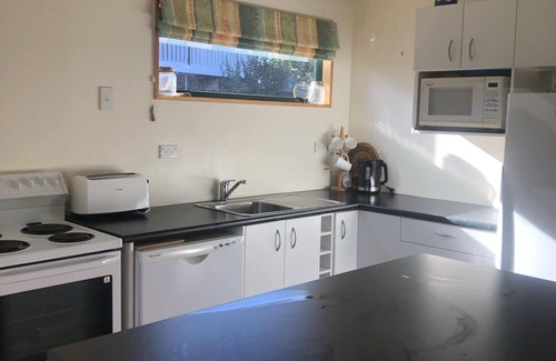 Naseby House | Sunny, private getaway in Naseby