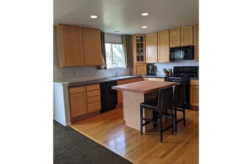 Cottonwood House | Sunny, quiet 3 bedroom set on open space. Southern facing deck with BBQ and yard