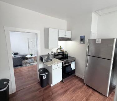 Fall River House | Sunny quiet private room