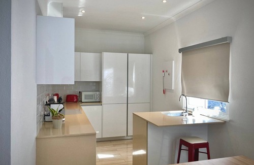 Reguengos de Monsaraz Apartment | Sunny respite in Evora