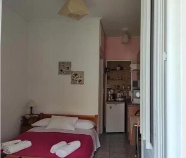 Lygia Cabin | Sunny Room Lefkada
