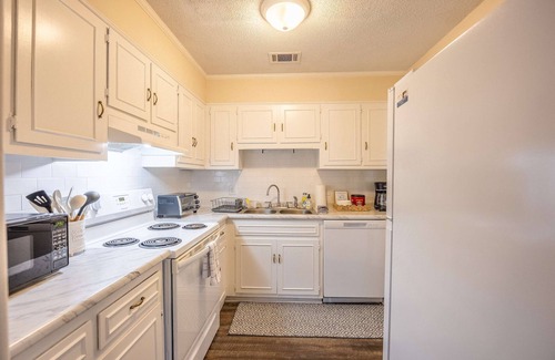 Statesboro House | Sunny Sagebrush Stay - Suite