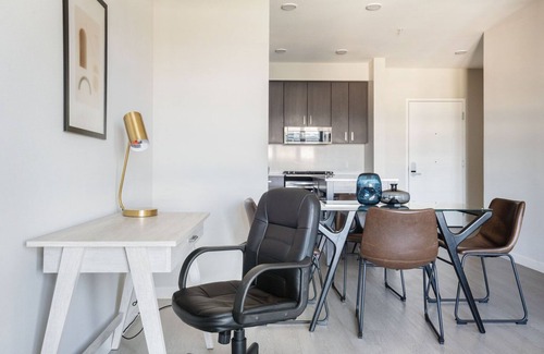 Santa Clara Apartment | Sunny Santa Clara 1BR w/Gym, Pool & Cabanas, nr Costco, by Blueground