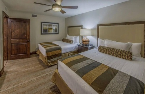 North Scottsdale Resort | Sunny Scottsdale Arizona 2 Bedroom Resort by Holiday Inn Club Vacations