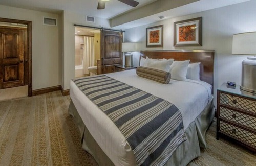 North Scottsdale Resort | Sunny Scottsdale Arizona 2 Bedroom Resort by Holiday Inn Club Vacations