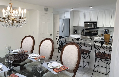 Villa San Marcos House | Sunny Scottsdale Patio Home in Old Town! King beds, Pool, Hot tub! n