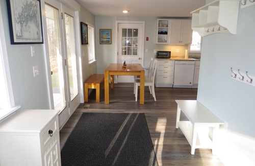 Yarmouth House | Sunny Seaside Cottage with Beautiful Sunset Views