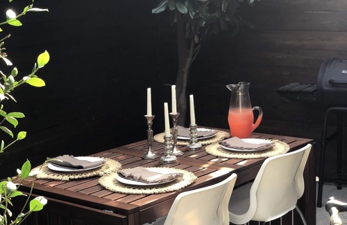 Los Feliz House | Sunny Silverlake Bungalow