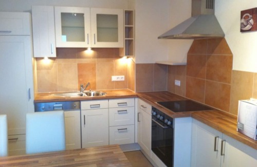 Horn Apartment | Sunny, spacious & fully equipped, castle views, close to lake/beach, restaurants