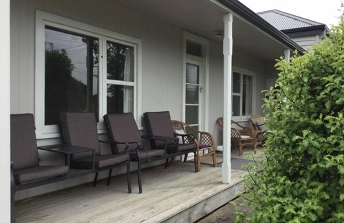 Geraldine House | Sunny spacious well equipped home in Geraldine