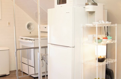 Knightville Apartment | Sunny Spot with Private Parking.