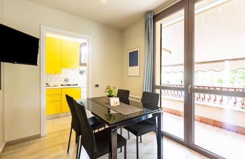 Colombare Apartment | Sunny Stay near Lake Garda