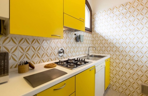 Colombare Apartment | Sunny Stay near Lake Garda