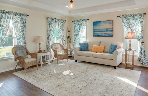 Eisenhower House | Sunny Stays Vacation Rental in Southwest Florida!