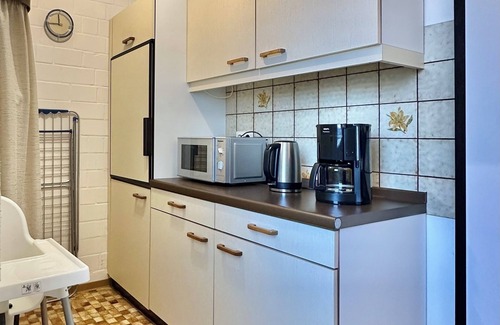Hohegeiß Apartment | Sunny time-out in the Harz Mountains with balcony view & close to the outdoor forest pool