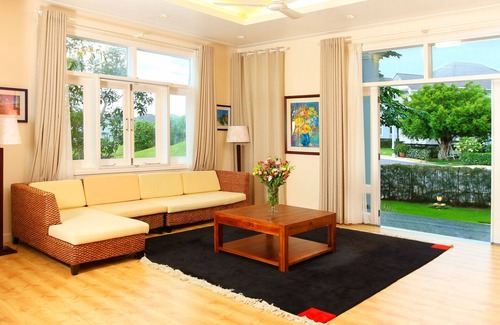 Phu Hai Beach Villa | Sunny Tropical Villa