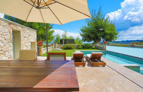 Pallini Villa | Sunny Villa Pende