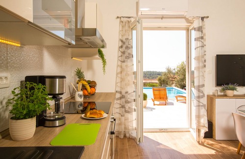 Cilipi Villa | Sunny Villa, stylish and modern with private pool