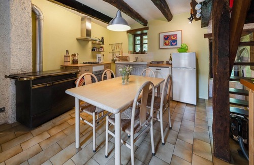 Brandonnet Villa | Sunny Watermill with Heated Pool